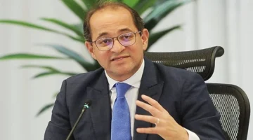 زيادة 1100 جنيه للمعلمين و750 جنيهاً للكادر الطبي اعتباراً من 1 يوليو المقبل